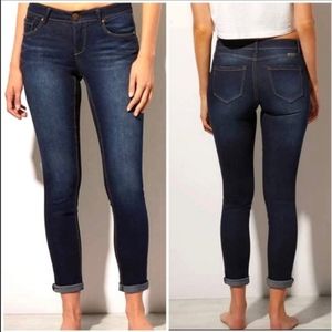 1822 Adrianna jeans